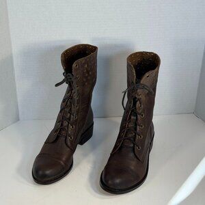 Women's size 6 Brown Leather boots